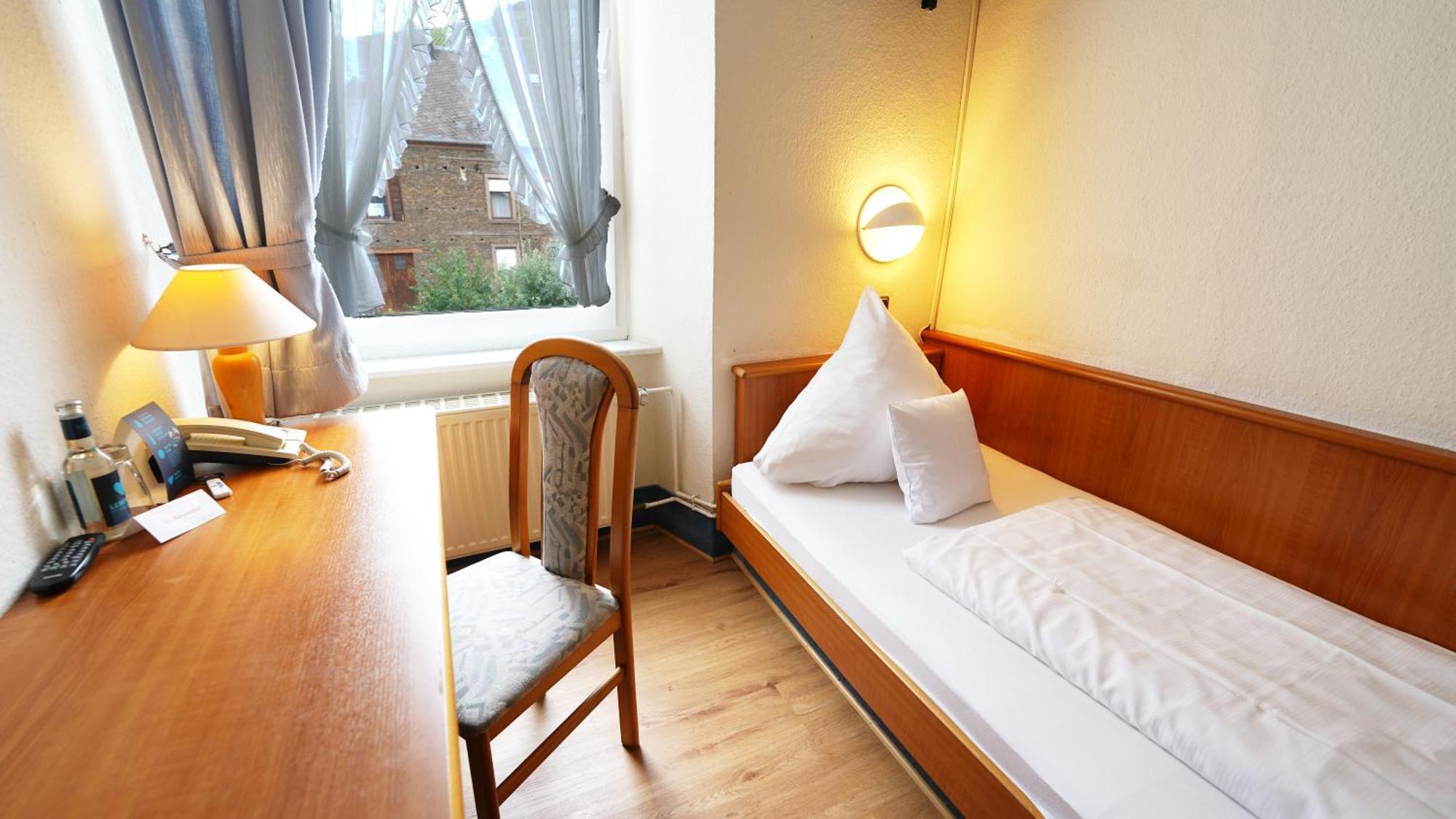 Vegan Hotel Und Restaurants Nicolay 1881 젤틴겐라티그 외부 사진