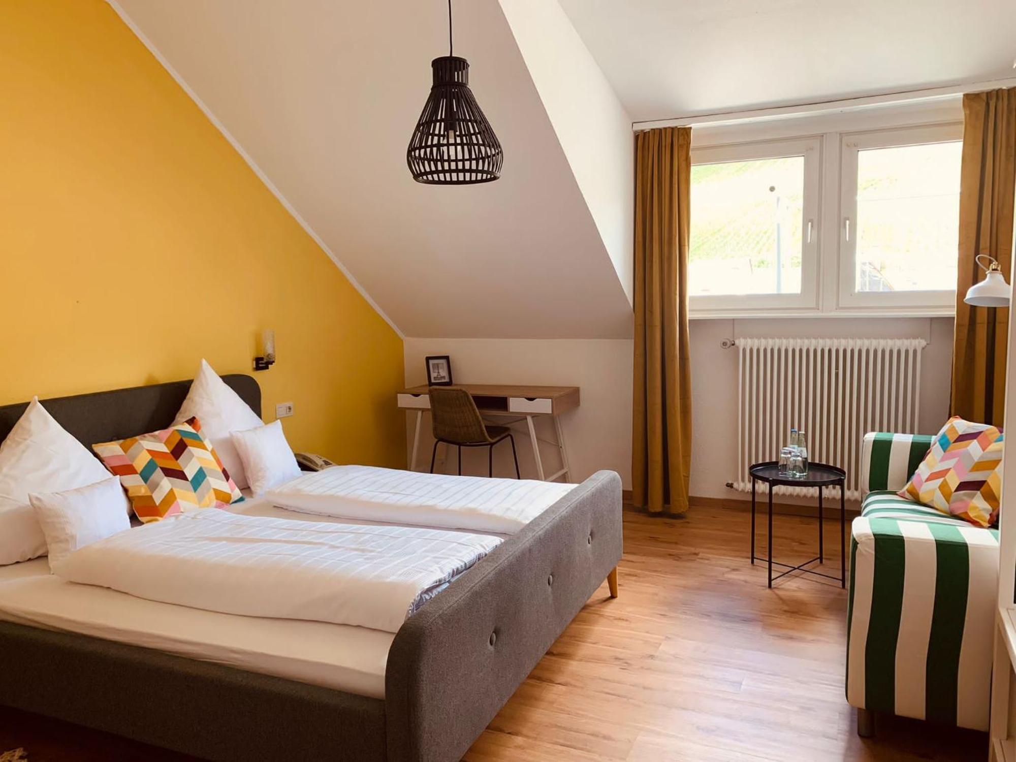 Vegan Hotel Und Restaurants Nicolay 1881 젤틴겐라티그 외부 사진