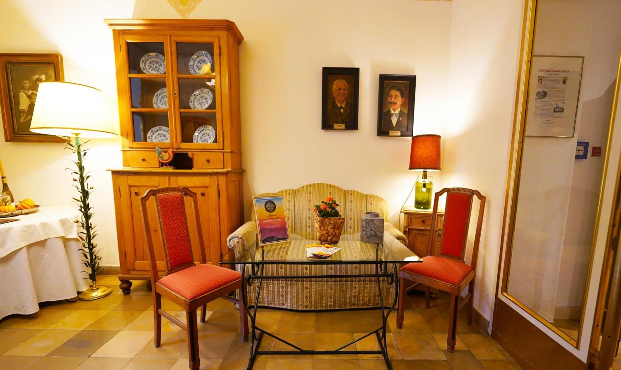 Vegan Hotel Und Restaurants Nicolay 1881 젤틴겐라티그 외부 사진