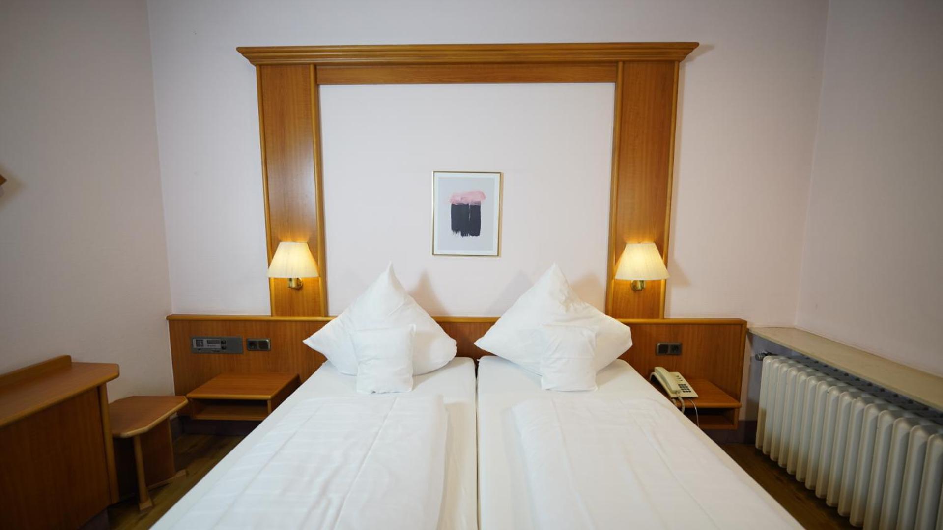Vegan Hotel Und Restaurants Nicolay 1881 젤틴겐라티그 외부 사진