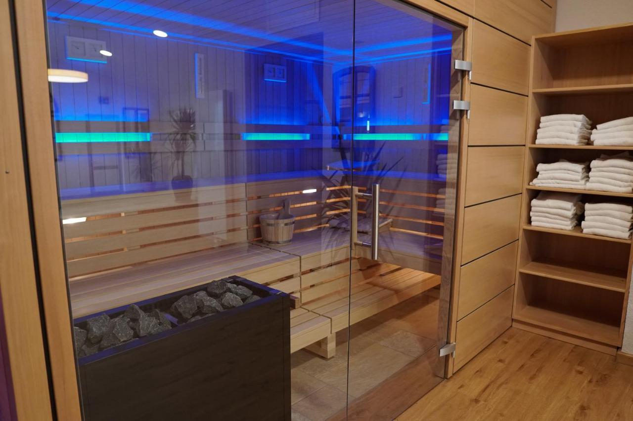 Vegan Hotel Und Restaurants Nicolay 1881 젤틴겐라티그 외부 사진
